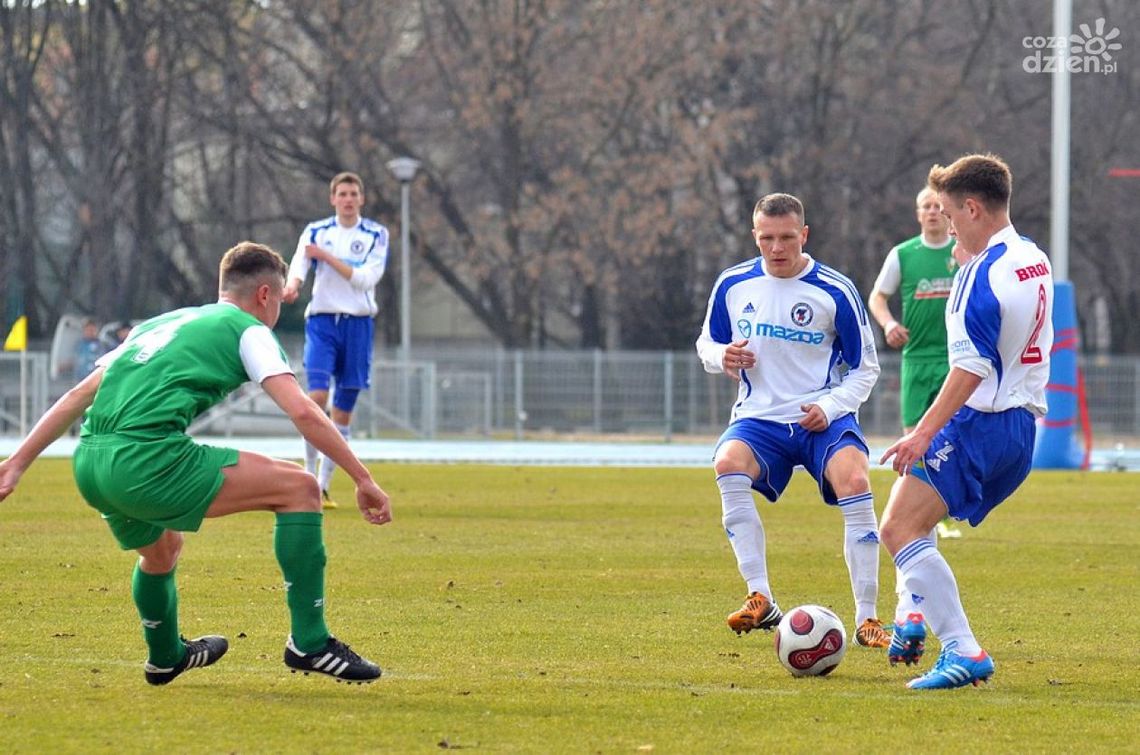 Broń powalczy o pierwsze punkty u siebie Broń powalczy o pierwsze punkty u siebie