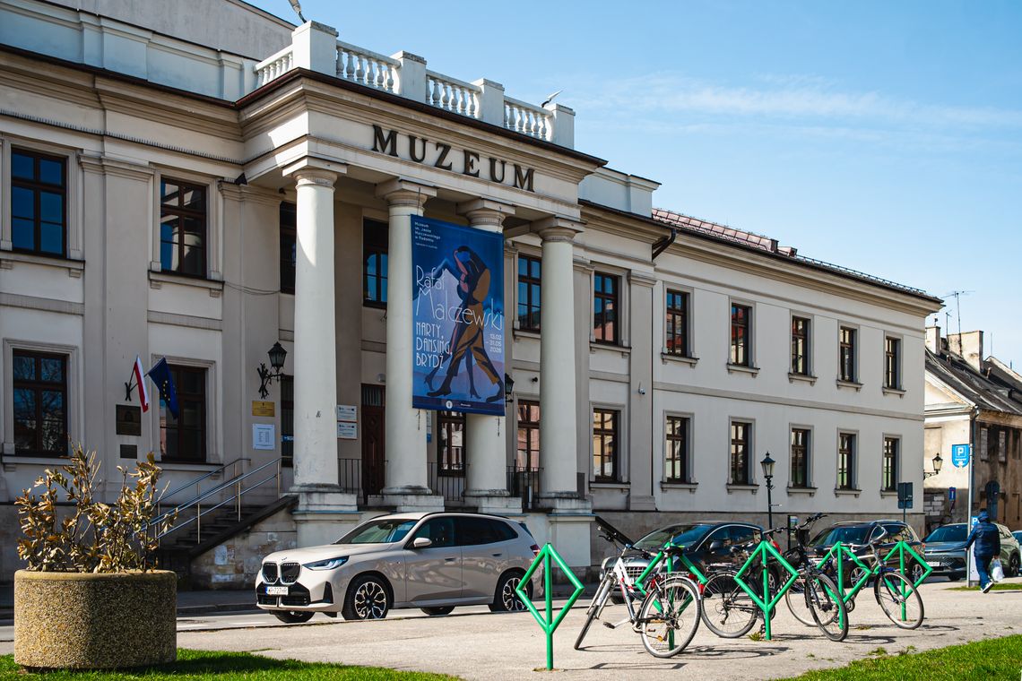 Broń, prototypownia i sztandar. Wystawa o Łuczniku w Radomiu