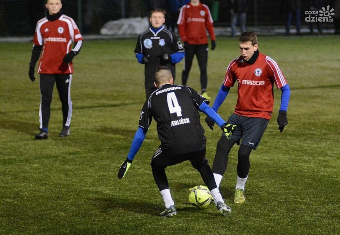 Broń Radom ograła lidera ligi okręgowej (VIDEO)