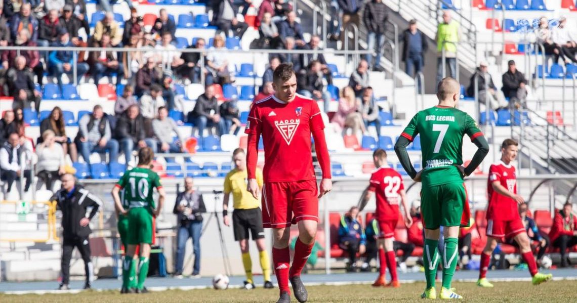 Broń Radom przegrała w Warszawie Broń Radom przegrała w Warszawie