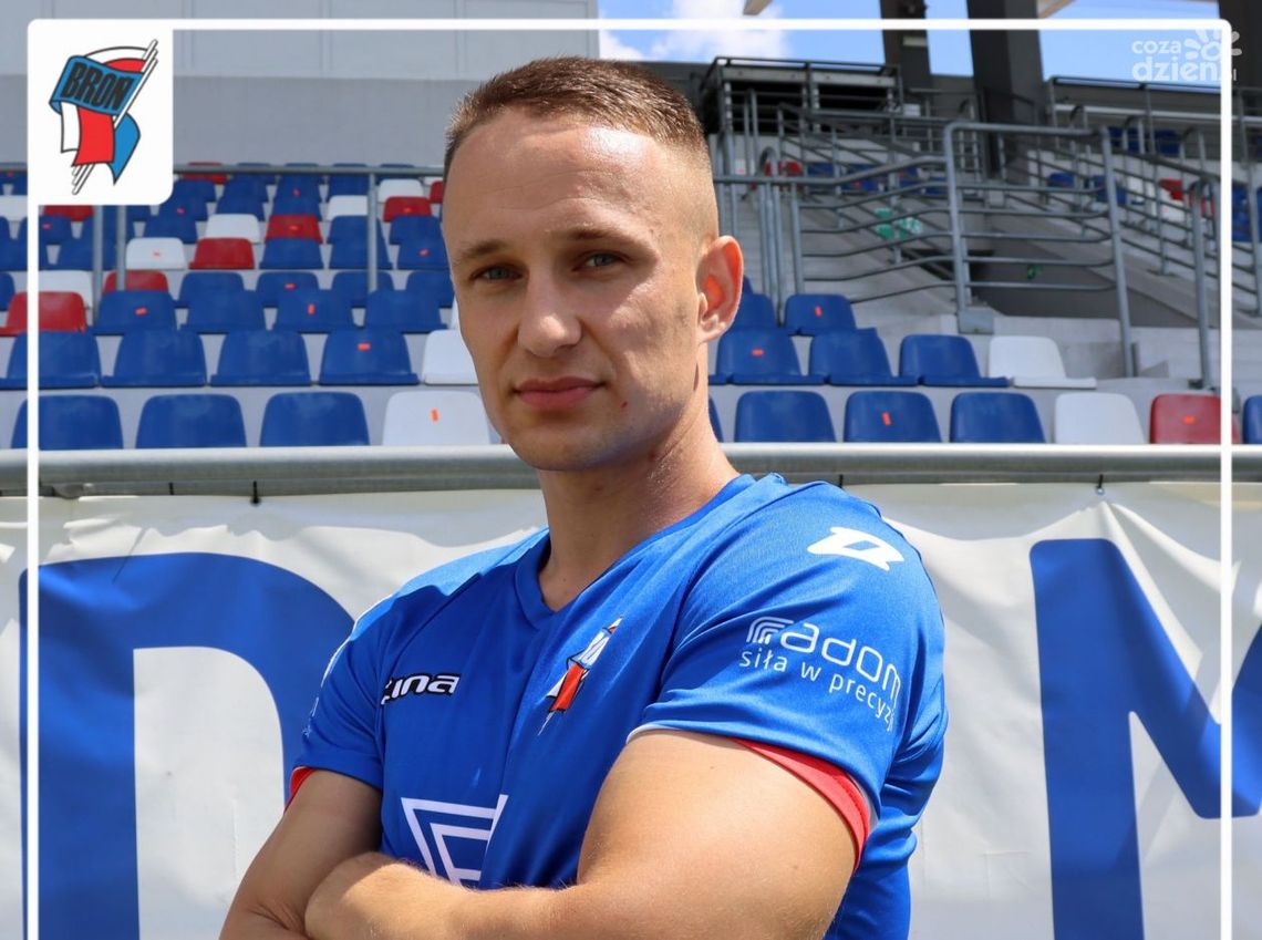 Broń Radom ściągnęła zawodnika po 9 latach. To ofensywnie usposobiony piłkarz