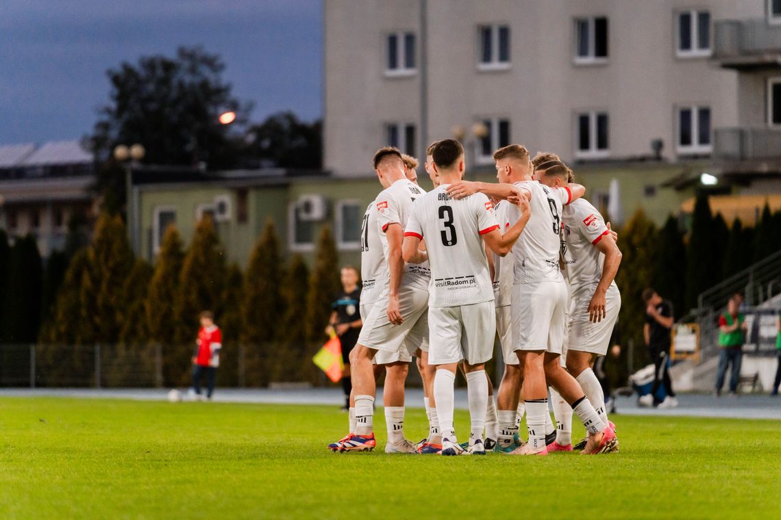 Broń Radom wróciła na zwycięską ścieżkę i wygrała w Nowym Dworze Mazowieckim