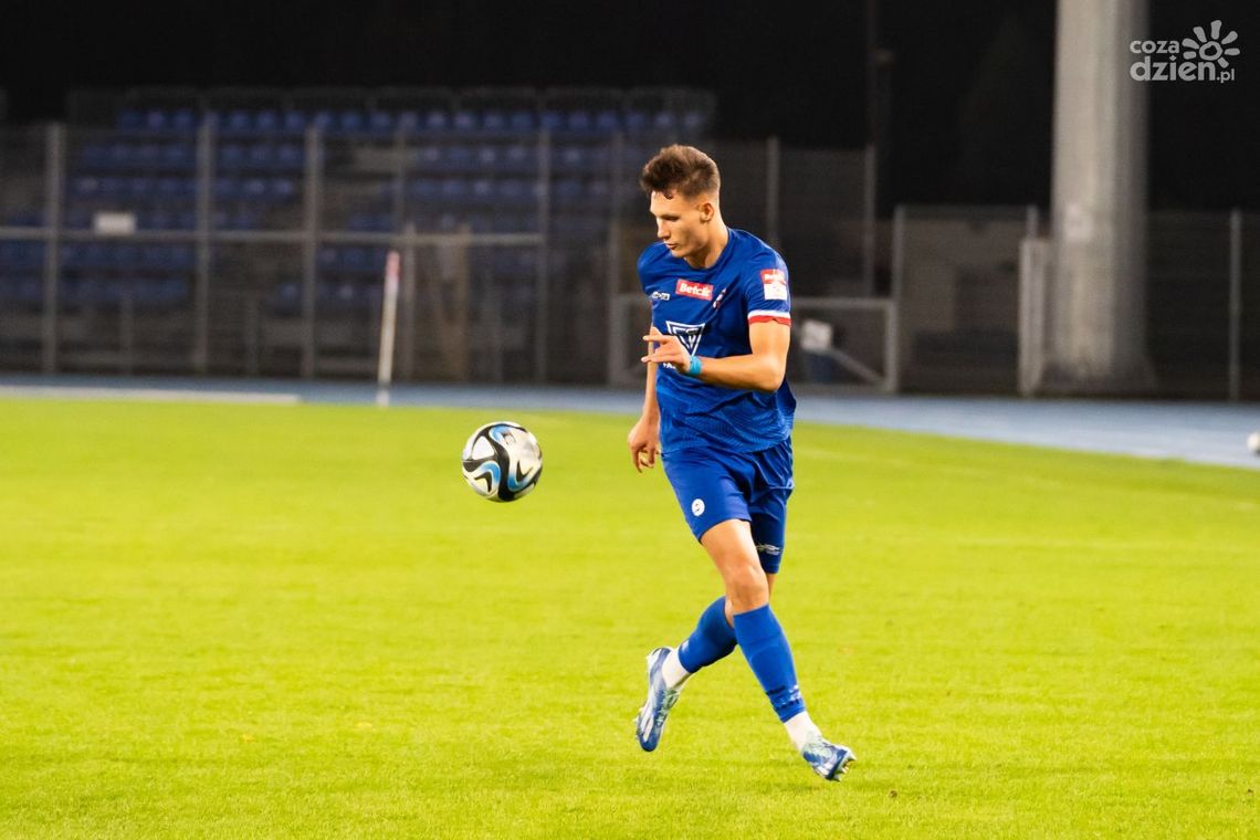 Broń Radom wygrała na wyjeździe z Wartą Sieradz