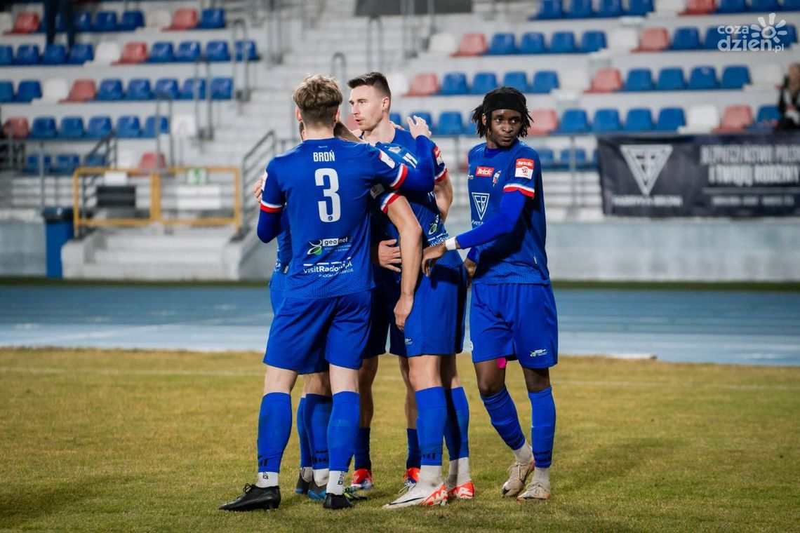 Broń Radom zremisowała z bezpośrednim rywalem. Gol 18-latka