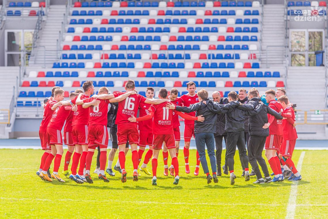 Broń rozgromiła RKS Radomsko i jest bliska utrzymania Broń rozgromiła RKS Radomsko i jest bliska utrzymania