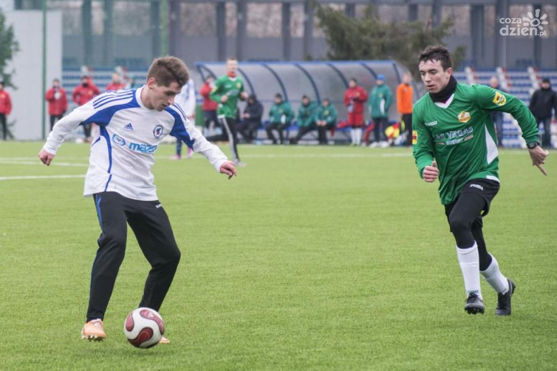 Broń rozpoczeła serię sparingów od porażki Broń rozpoczeła serię sparingów od porażki