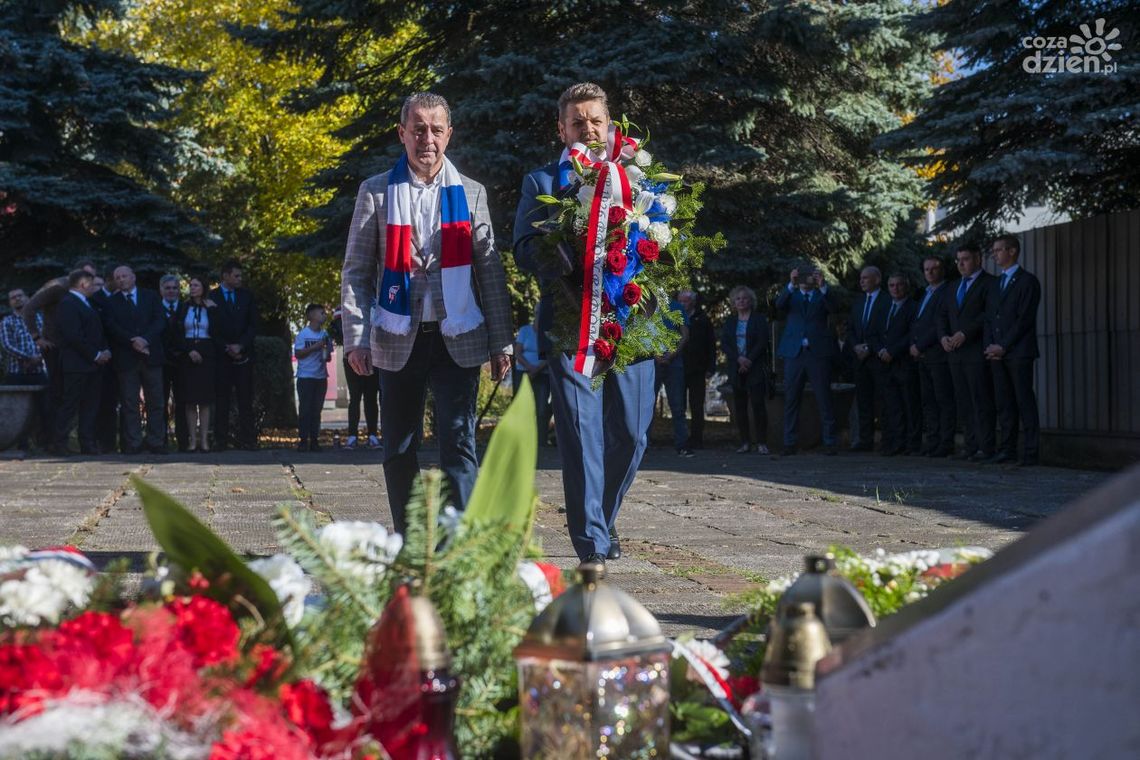 Broń uczciła pamięć zamordowanych przez Niemców