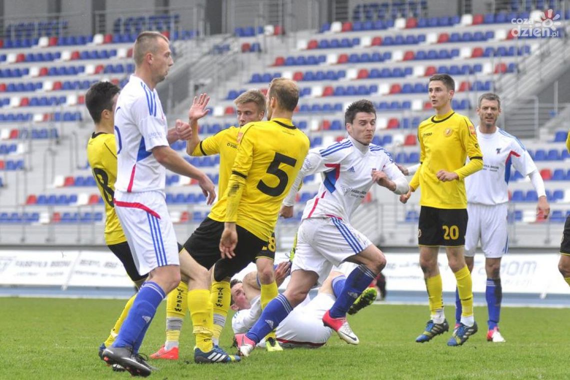 Broń uratowała remis w starciu z Widzewem II Broń uratowała remis w starciu z Widzewem II