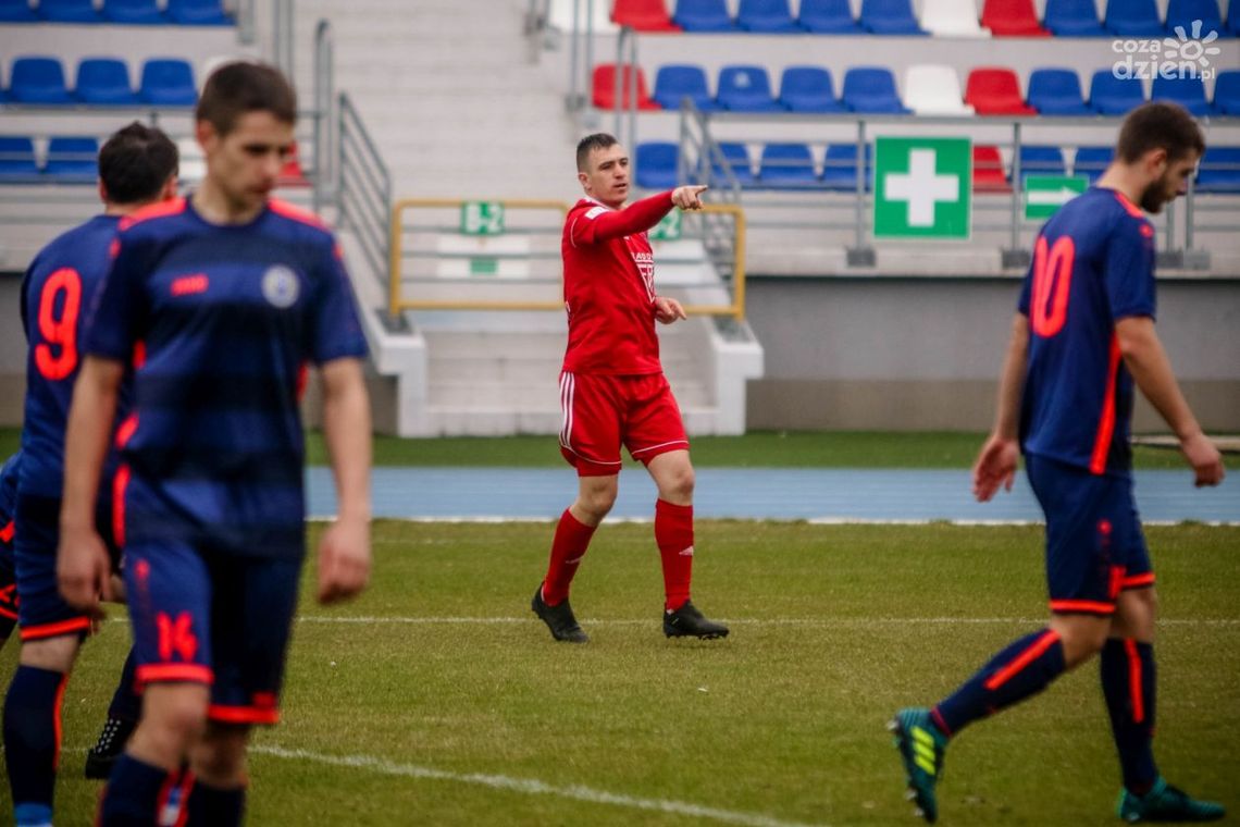 Broń urwała punkty liderowi