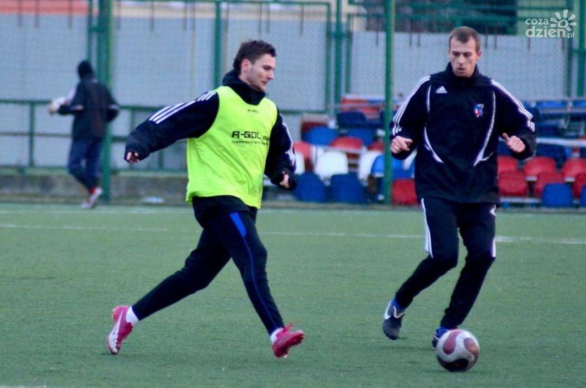 Broń w komplecie przed sobotnim meczem