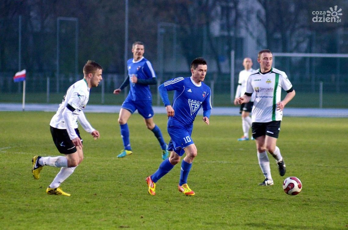 Broń wygrała u siebie z Wartą