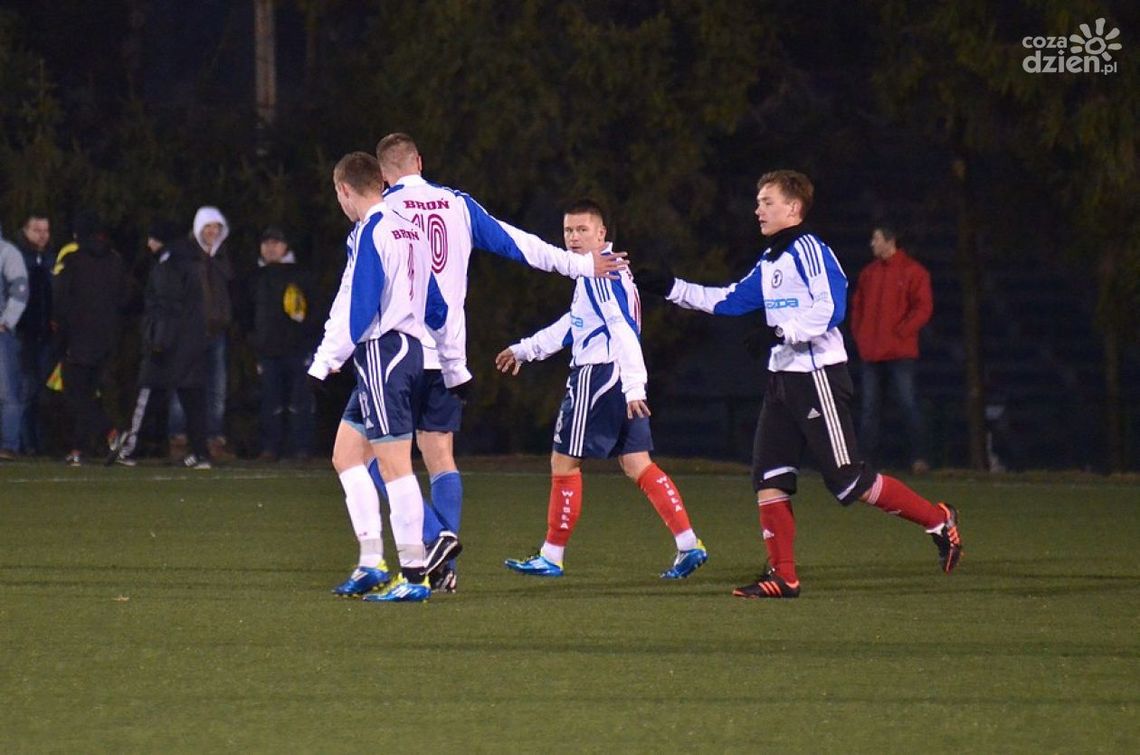 Broń wygrała ze Świtem