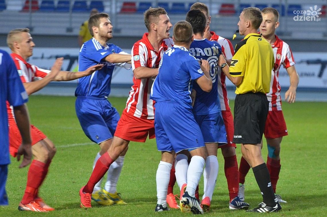 Broń z nowym trenerem, a Pilica na fali. W piątek derby regionu! Broń z nowym trenerem, a Pilica na fali. W piątek derby regionu!