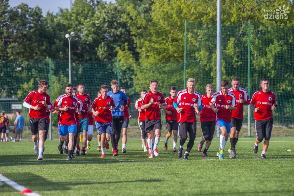 Broń zmierzy się z Ceramiką Broń zmierzy się z Ceramiką