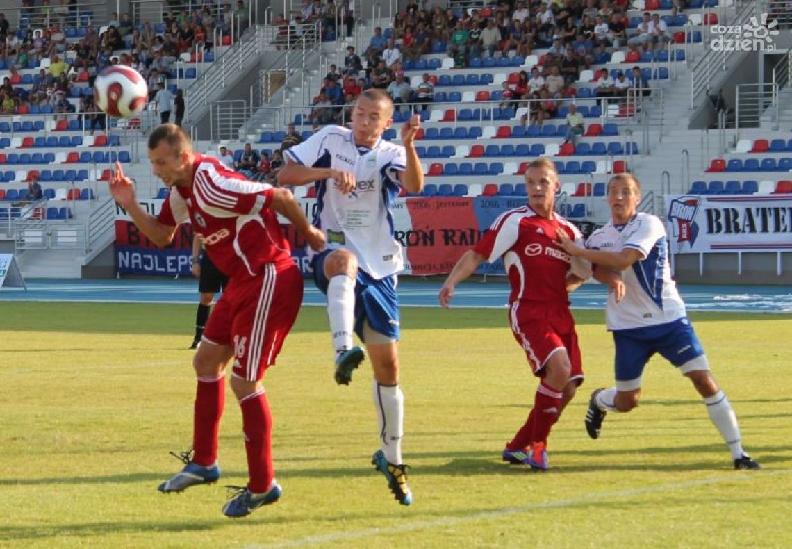 Broń zmierzy się z Targówkiem Broń zmierzy się z Targówkiem