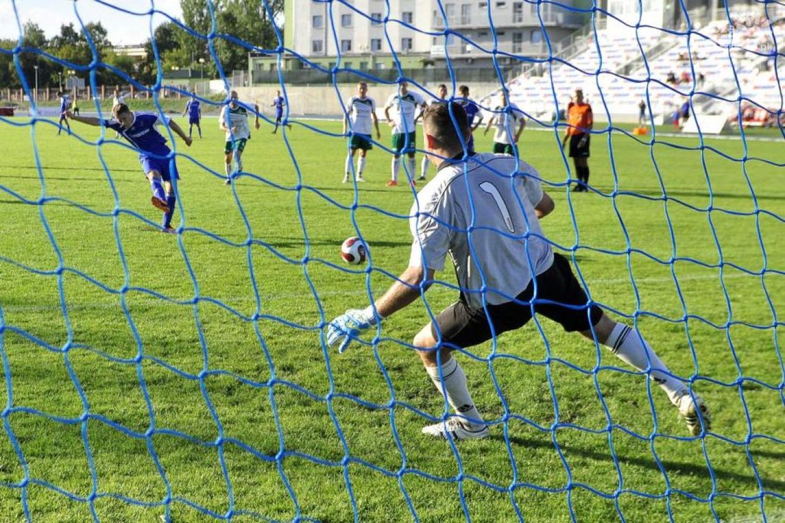 Broń zremisowała wygrany mecz