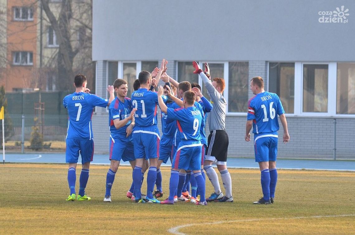 Broń zwycięska w starciu z GKP Targówek