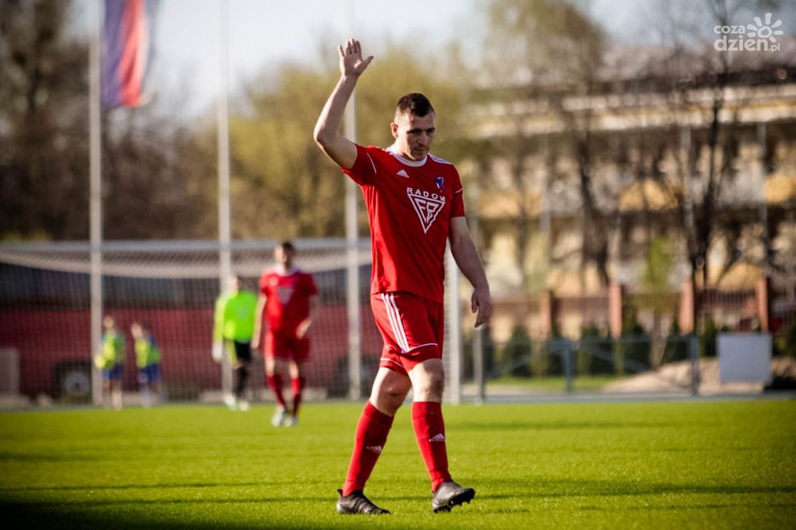 Broń zwyciężyła rzutem na taśmę Broń zwyciężyła rzutem na taśmę