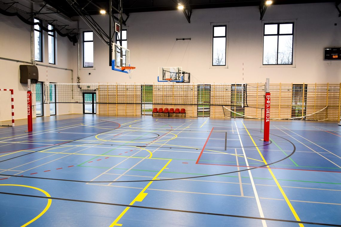 Budowa boiska przy Zespole Szkół w Grójcu zakończona. Obiekt został oddany do użytku Budowa boiska przy Zespole Szkół w Grójcu zakończona. Obiekt został oddany do użytku