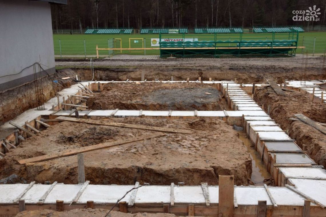 Budowa obiektu klubowego Jodły