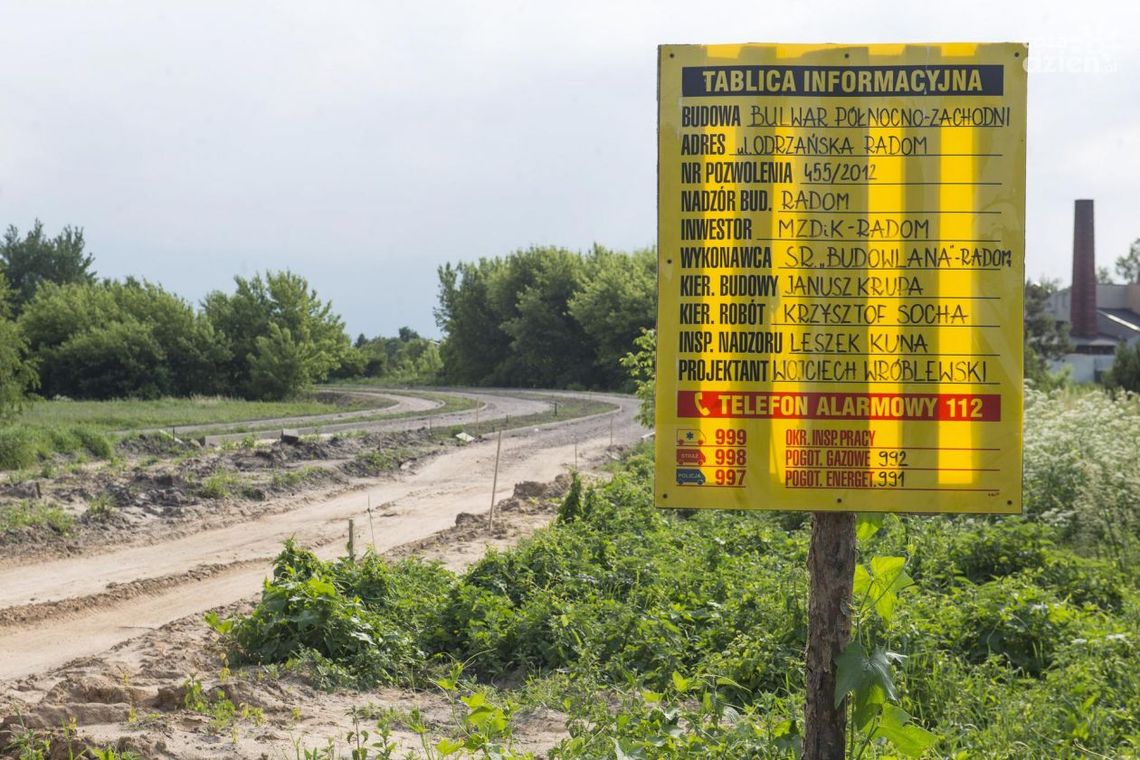 Bulwary nad Mleczną z opóźnieniem Bulwary nad Mleczną z opóźnieniem