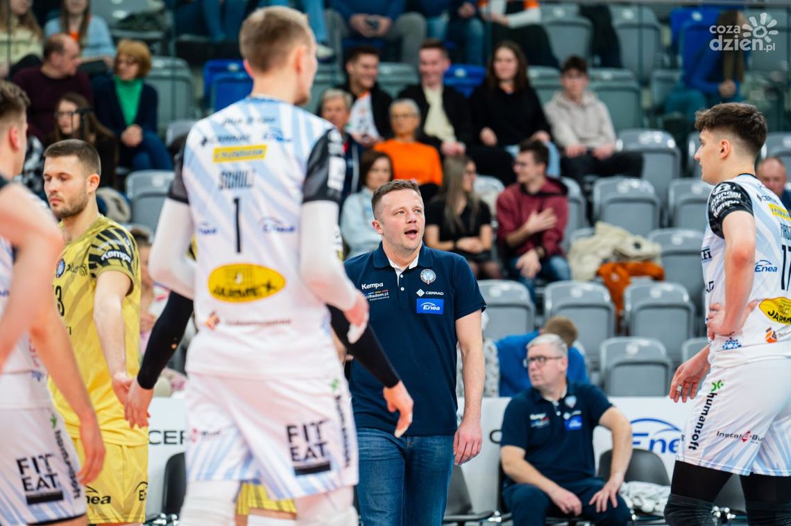 Były trener Enei Czarnych Radom, Paweł Woicki nie zostanie radnym. Zdobył 36 głosów Były trener Enei Czarnych Radom, Paweł Woicki nie zostanie radnym. Zdobył 36 głosów