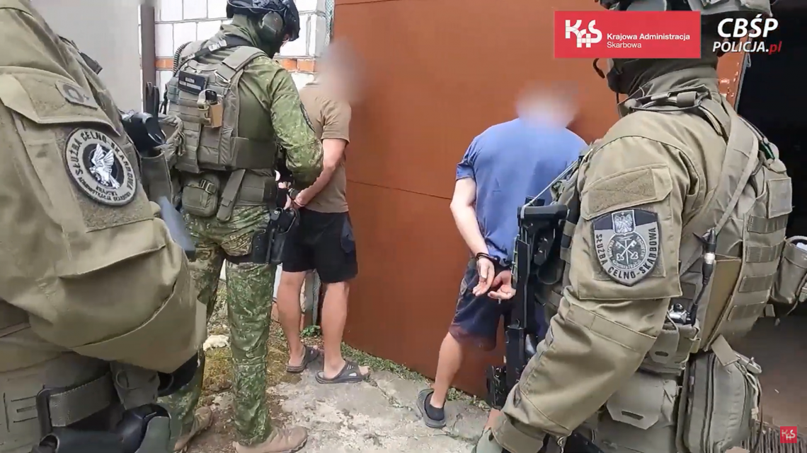 CBŚP zlikwidowało nielegalne fabryki w powiecie radomskim