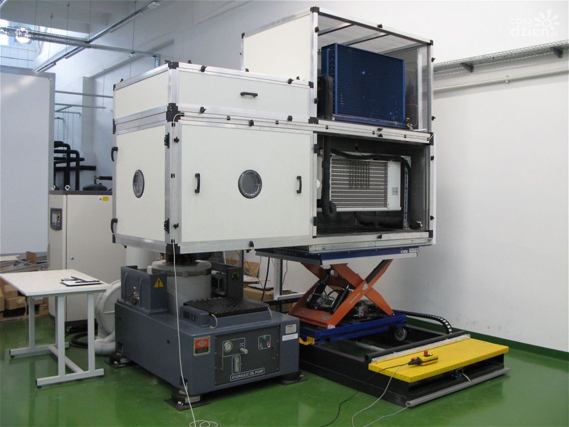 Centrum Prototypowania - od projektu do uruchomienia Centrum Prototypowania - od projektu do uruchomienia