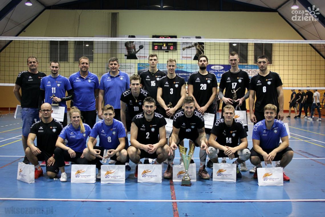 Cerrad Czarni już wygrywają!