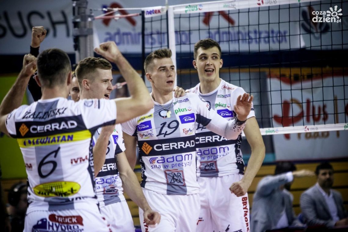 Cerrad Czarni pokonali mistrza Polski!