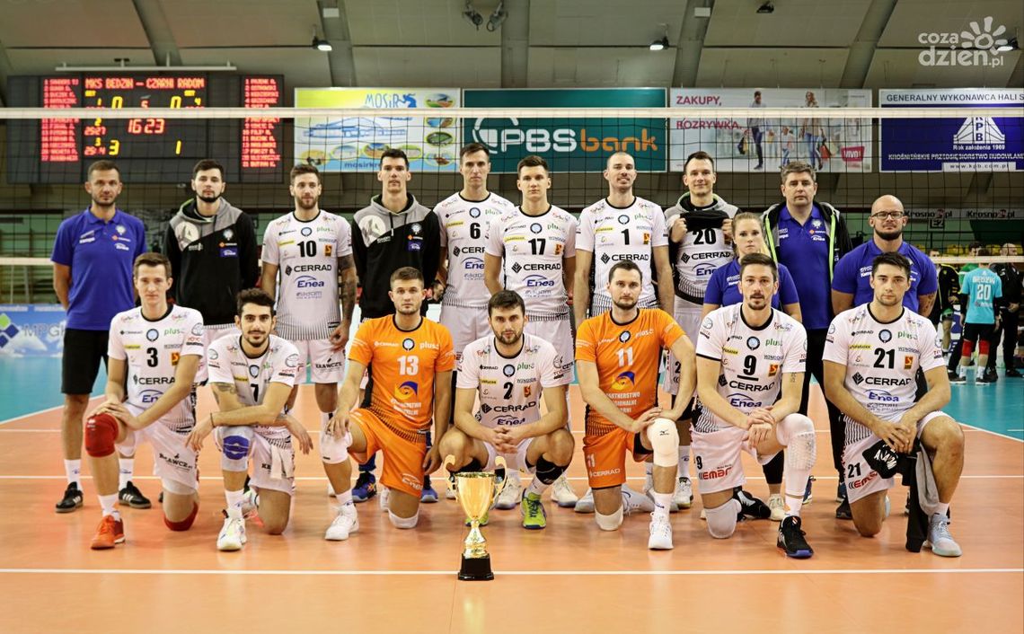 Cerrad Enea Czarni bez zwycięstwa w Krośnie. W sobotę radomianie przegrali z MKS Będzin Cerrad Enea Czarni bez zwycięstwa w Krośnie. W sobotę radomianie przegrali z MKS Będzin