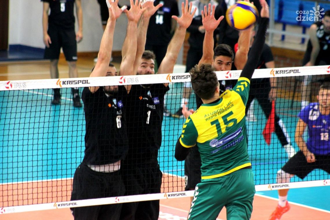 Cerrad Enea Czarni nie zagrają w finale turnieju w Lublinie. Przegrana z ekipą z Zawiercia Cerrad Enea Czarni nie zagrają w finale turnieju w Lublinie. Przegrana z ekipą z Zawiercia