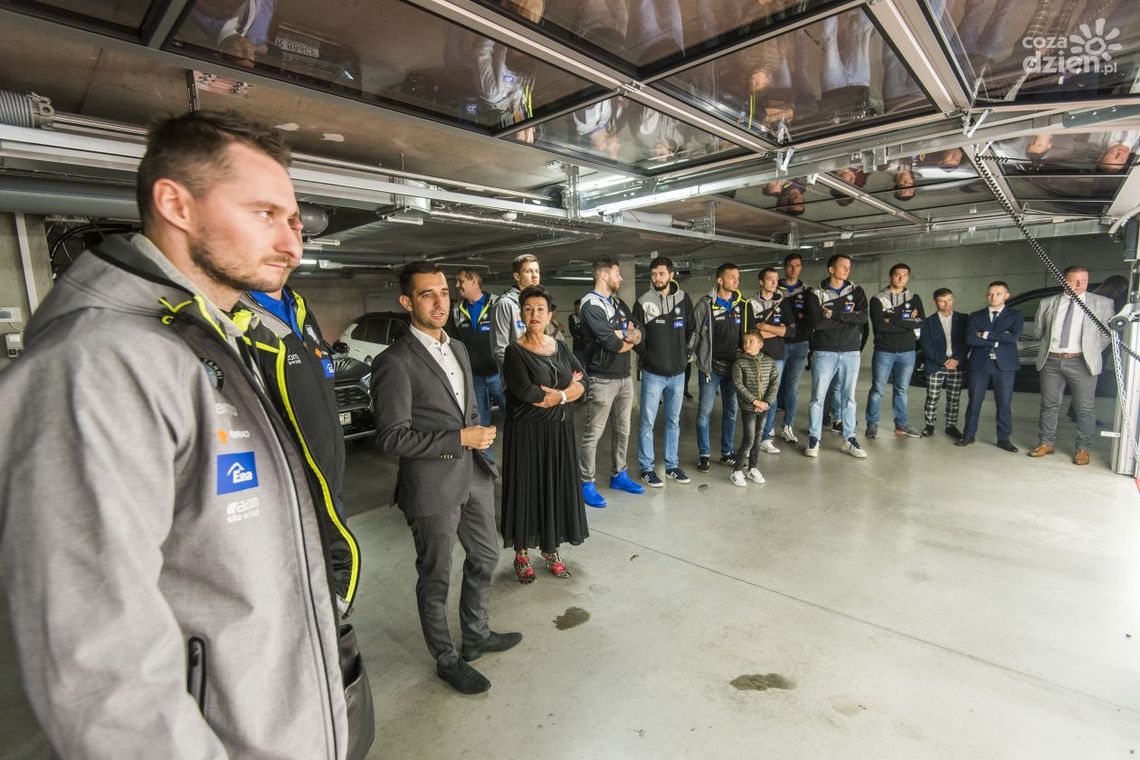 Cerrad Enea Czarni Radom dostali nowe auta od Toyota Romanowski i... zostali wkręceni