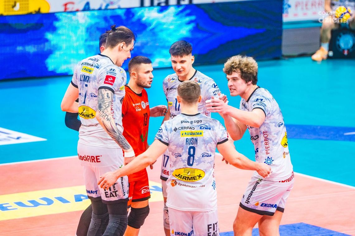 Cerrad Enea Czarni Radom odrobią zaległości z Asseco Resovią Rzeszów