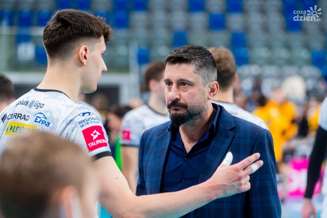 Cerrad Enea Czarni Radom przegrali z ostatnią w tabeli PSG Stalą Nysą. Trzeci i czwarty set w fatalnym stylu