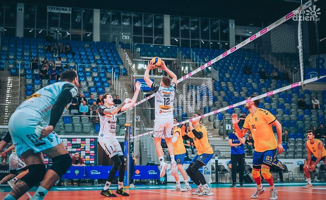 Cerrad Enea Czarni Radom zaprezentowali się kibicom i przegrali z PSG Stalą Nysa 