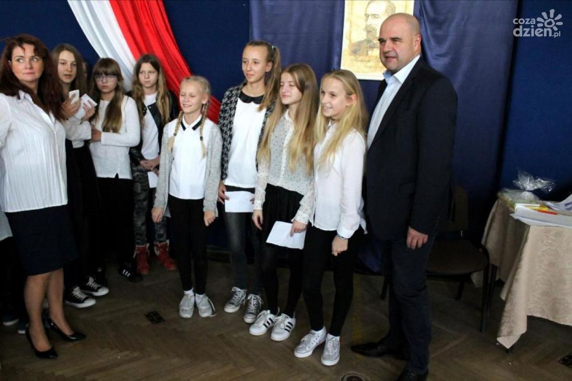 Cezary Żak o Sienkiewiczu w PSP nr.9