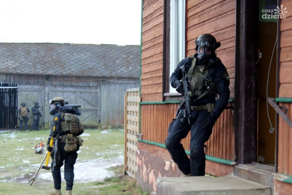 Chciał ukraść. Trafił na antyterrorystę