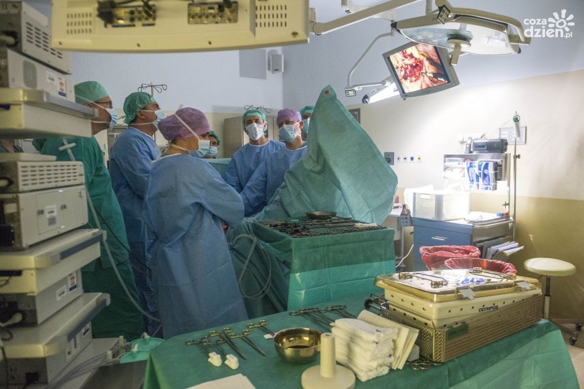 Chirurdzy przyjeżdżają do Radomia, by się szkolić