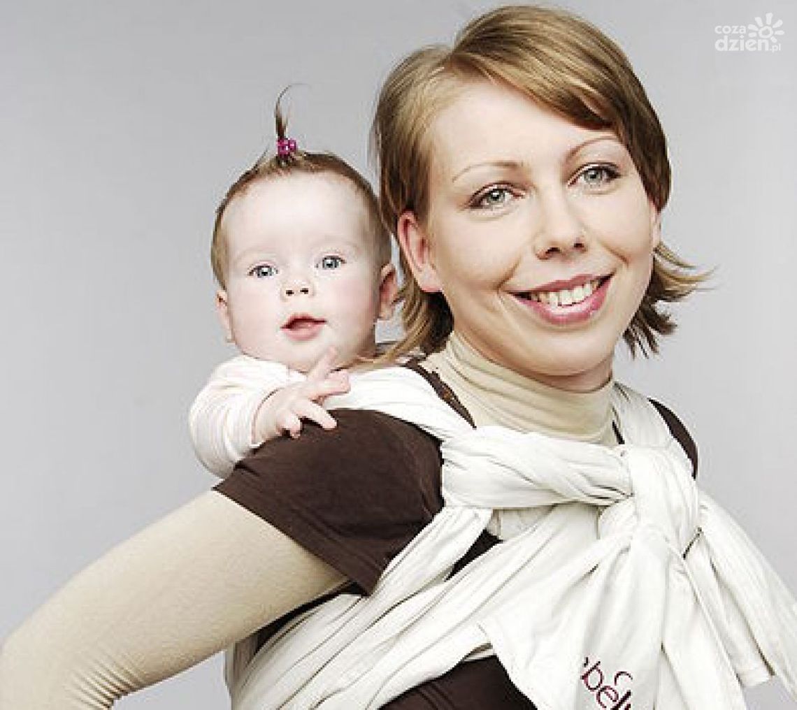 Chustonoszenie - wygoda mamy, rozwój dziecka