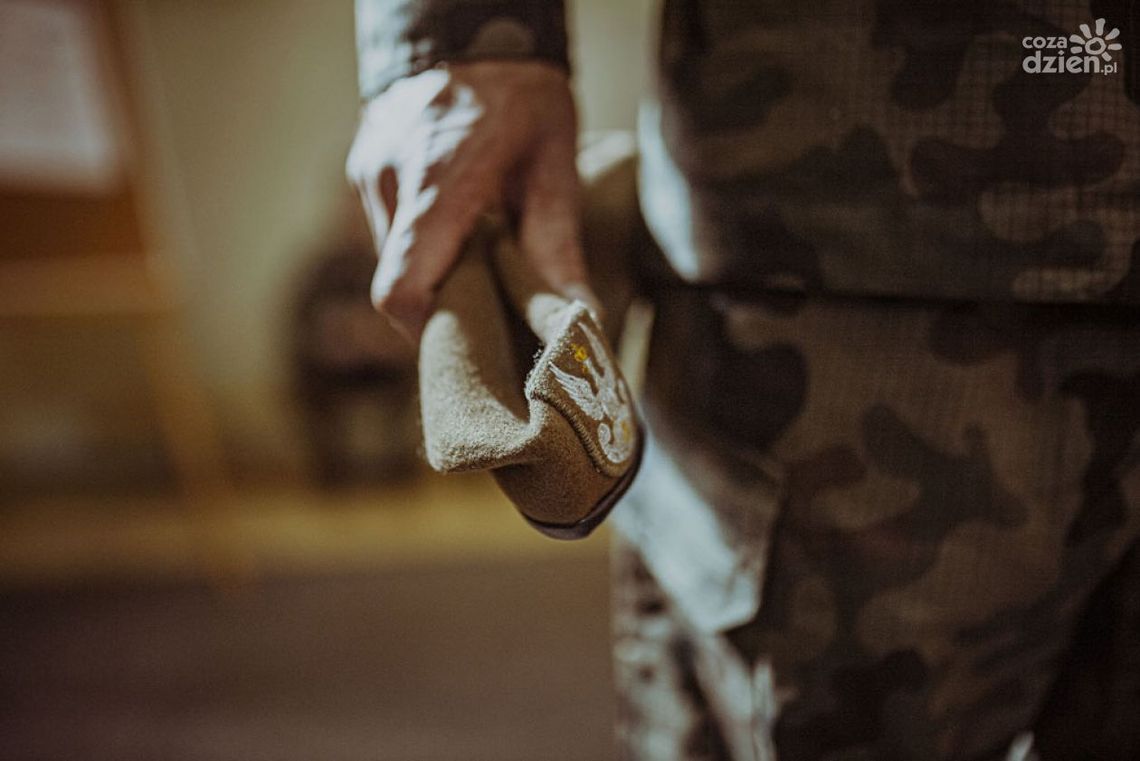 Ciało żołnierza na terenie jednostki wojskowej w Radomiu Ciało żołnierza na terenie jednostki wojskowej w Radomiu