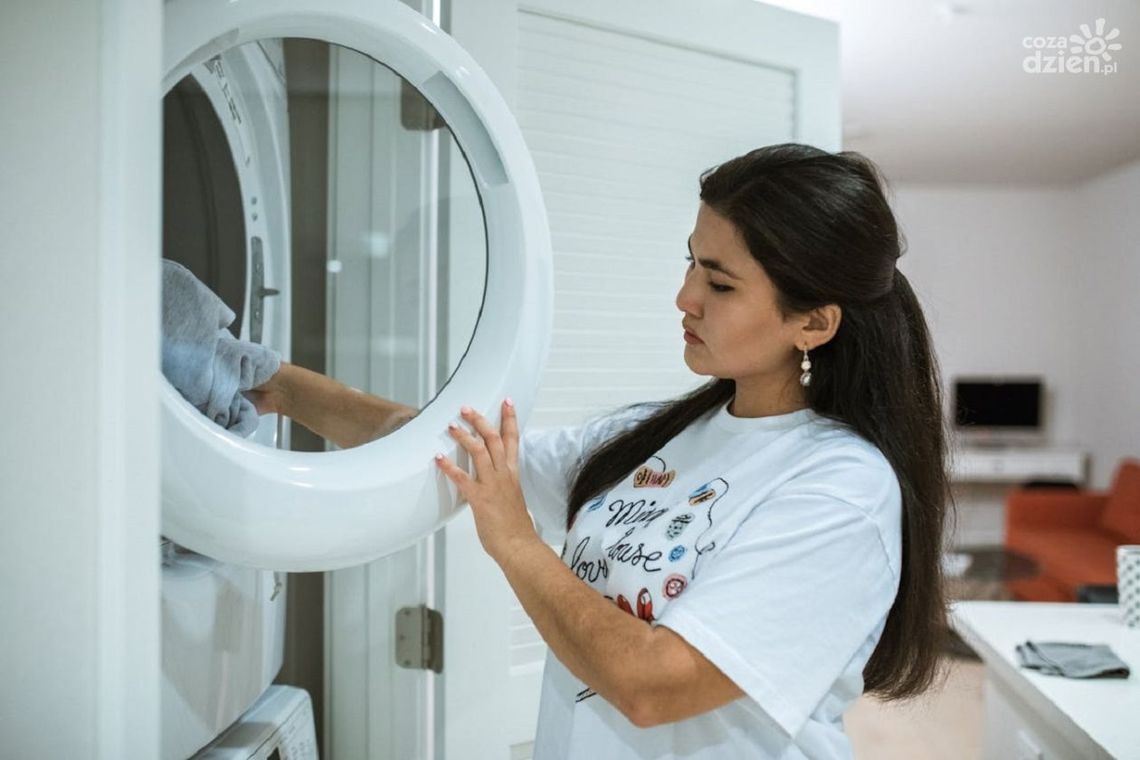 Co dodać do prania, aby Twoja bielizna zawsze była miękka Co dodać do prania, aby Twoja bielizna zawsze była miękka