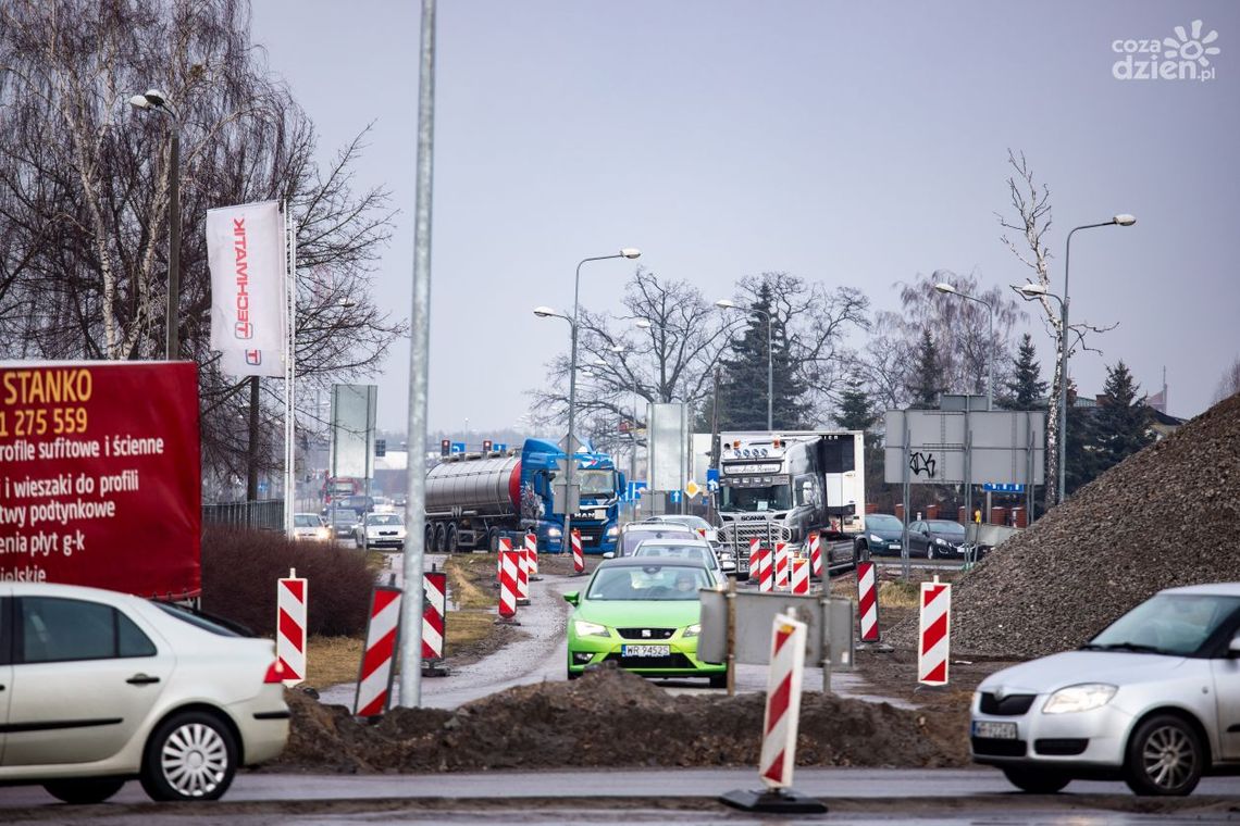 Co dzieje się na al. Wojska Polskiego? Co dzieje się na al. Wojska Polskiego?