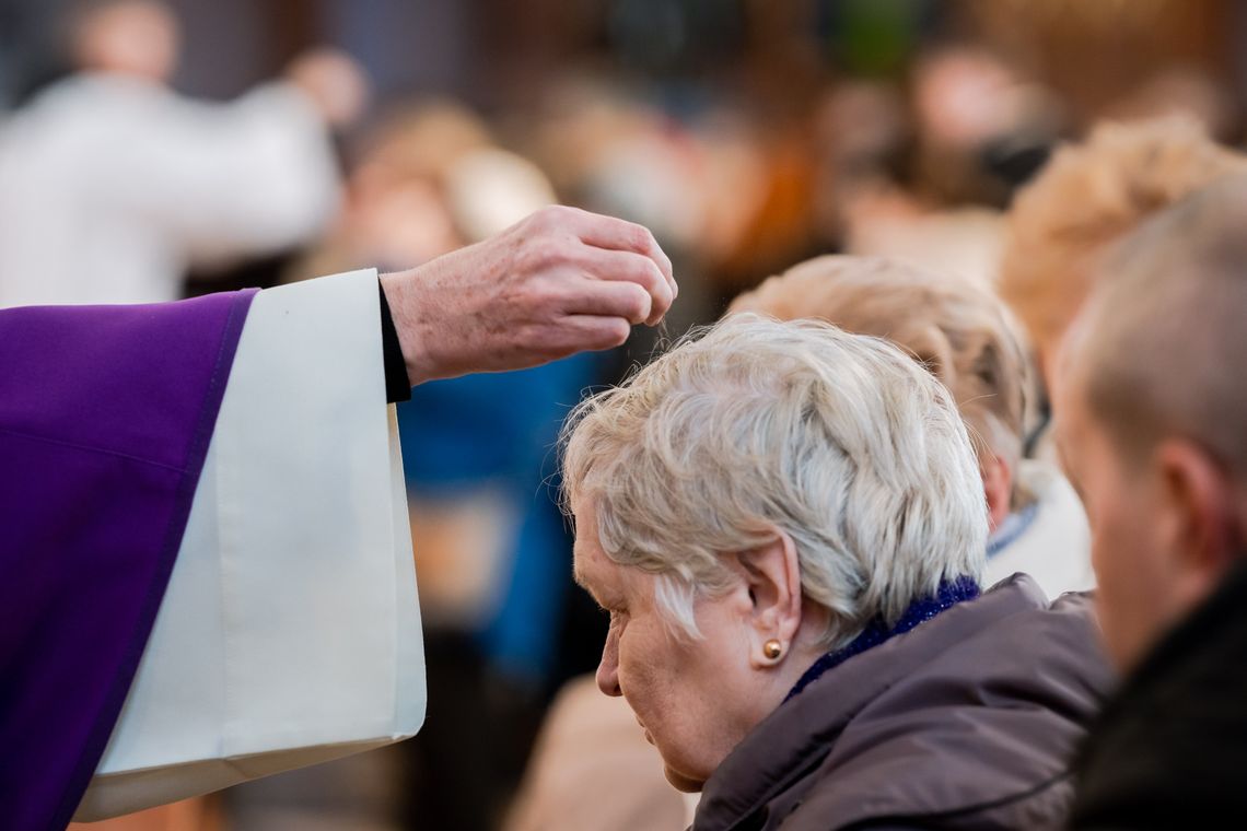 Co oznacza Środa Popielcowa? Sprawdź, kogo obowiązuje post ścisły