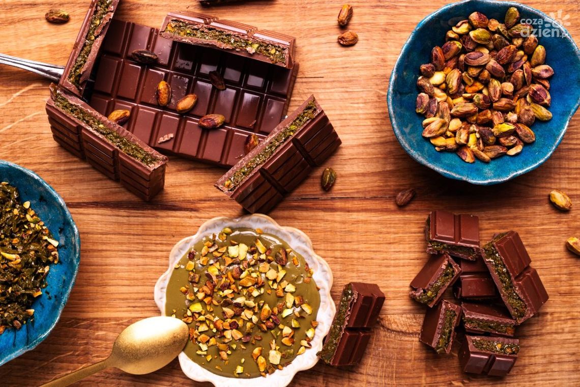 Co wyróżnia czekoladę dubajską? Składniki, proces produkcji i ekskluzywne dodatki Co wyróżnia czekoladę dubajską? Składniki, proces produkcji i ekskluzywne dodatki