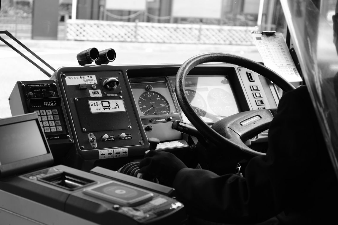 Coraz więcej kierowców z Polski patrzy na Holandię. Co warto wiedzieć przed wyjazdem?