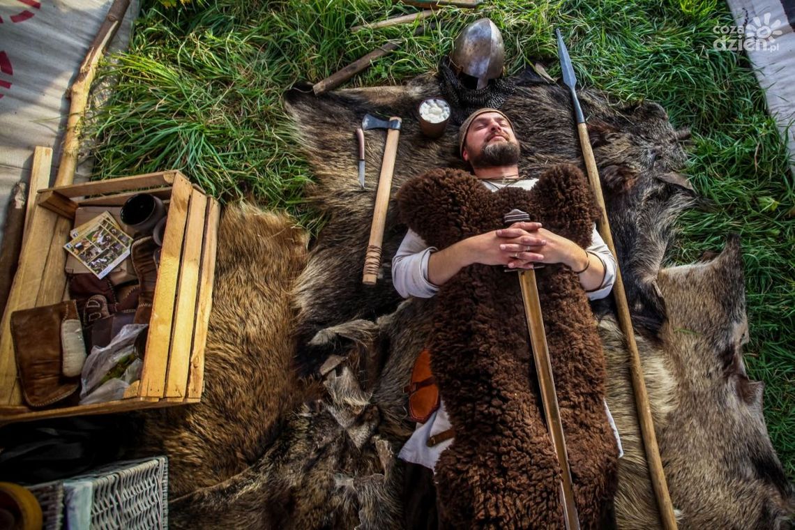 Cykl spotkań "Piotrówka - żywa historia" zakończył obrzęd Dziadów