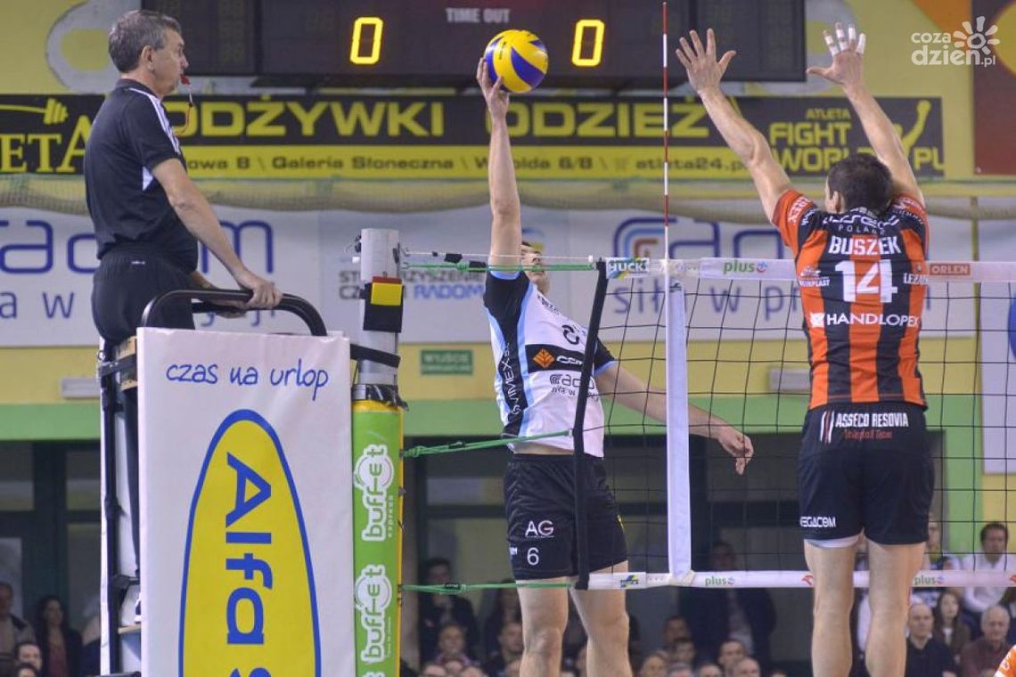 Czarni o krok od triumfu w Rzeszowie!