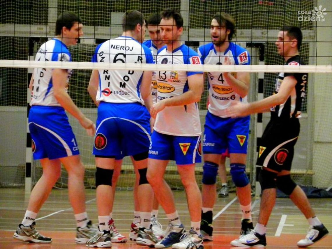 Czarni po raz trzeci w sezonie pokonali Energetyka