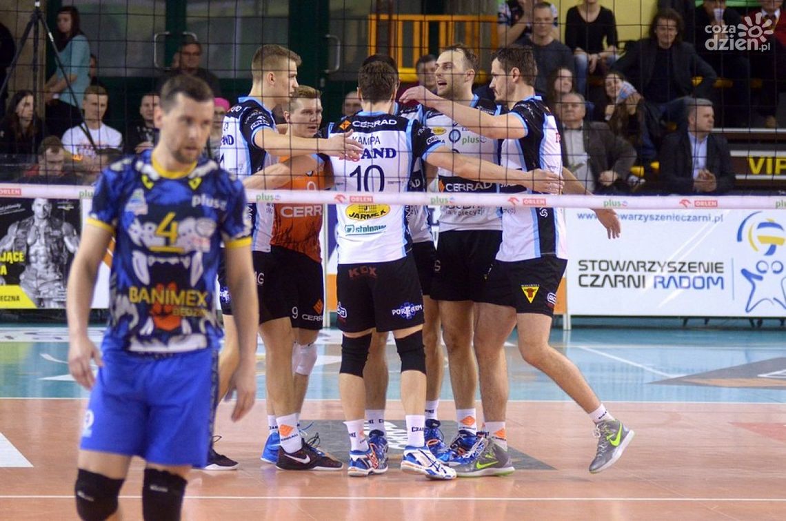 Czarni pokonali Banimex 3:1